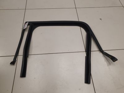 Уплотнитель стекла двери задний левый для Mini Countryman F60 2016-