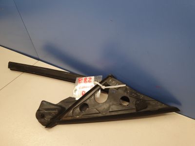 Уплотнитель зеркала правого для BMW 1 E81 E87 2004-2014