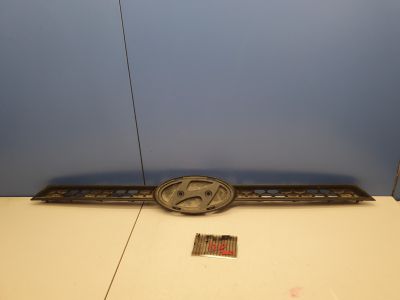 Решетка радиатора для Hyundai i20 2015-2020