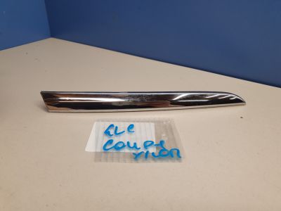 Молдинг двери багажника левый для Mercedes GLC-klasse C253 Coupe 2016-