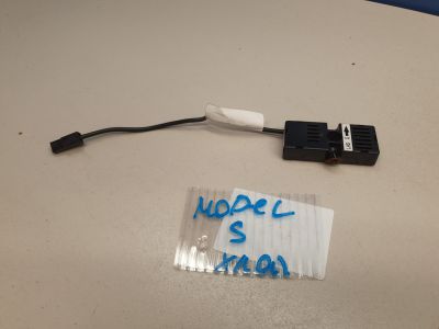 Усилитель антенны для Tesla Model S 2012-