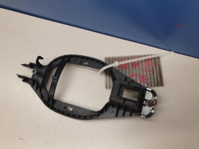 Кронштейн ручки двери передней правой для Land Rover Range Rover 2002-2012