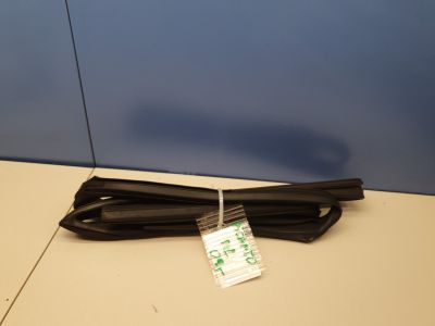 Уплотнитель стекла передней правой двери для KIA Picanto 2004-2011