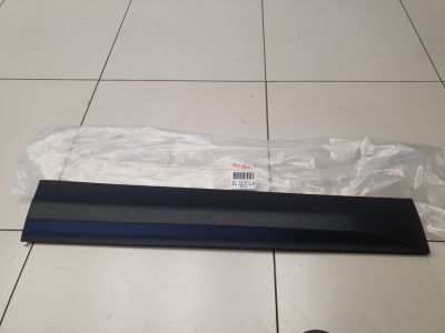 Молдинг двери левый передний для Skoda Kodiaq 2017-