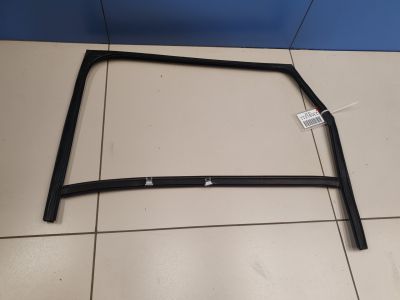 Уплотнитель стекла двери задний правый для Land Rover Range Rover Sport 2013-