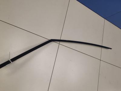 Молдинг рамки передней правой двери для Land Rover Discovery 2017-