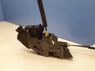 Замок двери передней правой для Land Rover Discovery 2017-