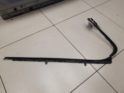 Накладка стекла задней левой двери для Land Rover Discovery 2017-