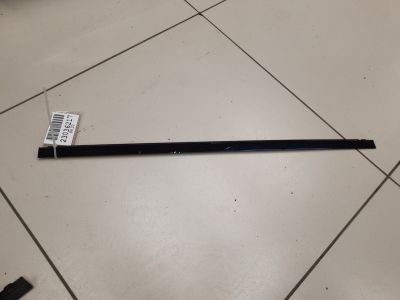 Молдинг рамки задней левой двери для Land Rover Range Rover Velar 2017-