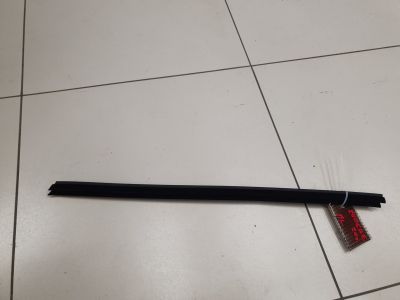 Накладка стекла передней левой двери для Land Rover Range Rover Evoque 2019-