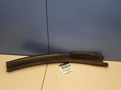 Уплотнитель двери задней левой для Land Rover Discovery 2017-