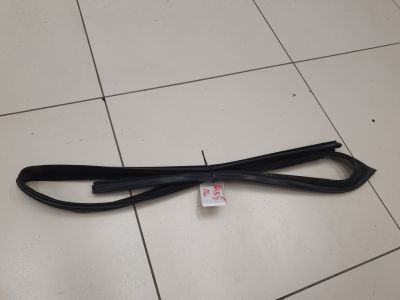 Уплотнитель стекла передней левой двери для Land Rover Discovery 2017-