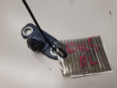 Петля двери передней левой нижняя для Land Rover Discovery 2017-