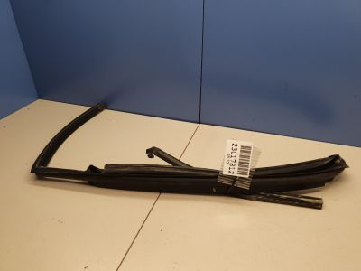 Уплотнитель стекла задней левой двери для BMW 3 E90 2005-2013