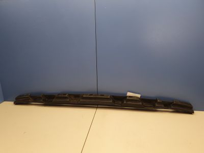 Кронштейн бампера заднего центральный для Volvo V90 Cross Country 2017-