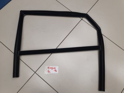 Уплотнитель стекла задней левой двери для Land Rover Range Rover Evoque 2019-