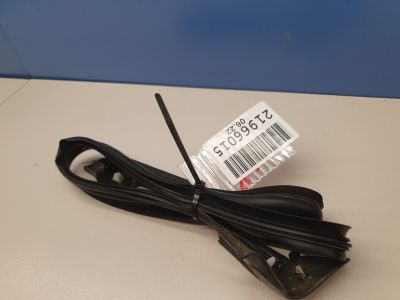 Уплотнитель двери передней правой для Land Rover Discovery 2017-