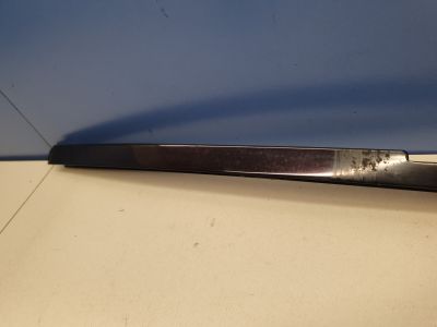 Направляющая стекла задней левой двери для Mercedes E-klasse W211 2002-2009