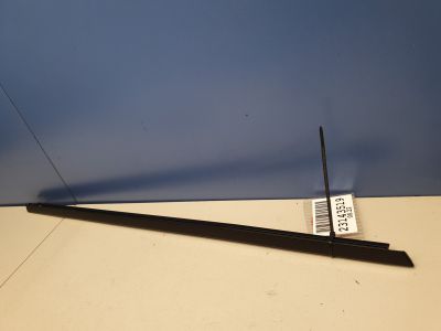 Молдинг стекла задней левой двери для Land Rover Range Rover Evoque 2011-2018