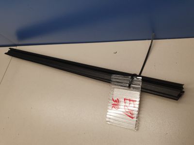 Накладка стекла задней правой двери для BMW 1 E81 E87 2004-2014