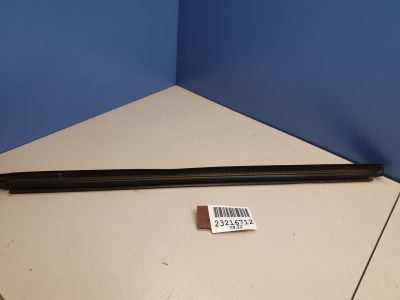 Накладка стекла задней правой двери для Volkswagen Passat B7 2011-2015