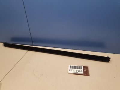 Накладка стекла задней правой двери для Volkswagen Passat B7 2011-2015