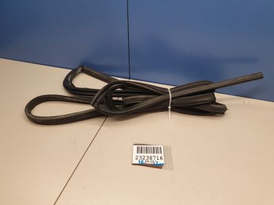 Уплотнитель двери задней правой для Hyundai i20 2008-2014