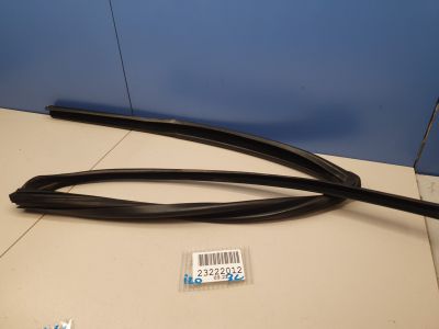 Уплотнитель стекла задней левой двери для Hyundai i20 2008-2014