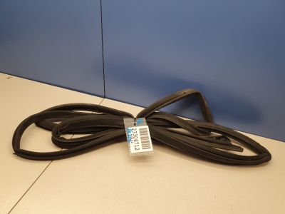 Уплотнитель двери задней правой для Toyota Auris E15 2006-2012