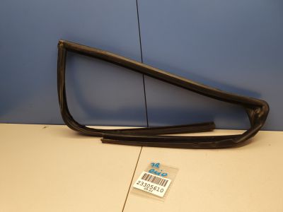 Уплотнитель стекла задней правой двери для Renault Clio 3 2005-2012