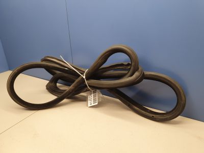 Уплотнитель двери передней правой для BMW 3 E92 E93 2005-2013