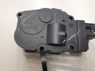 Моторчик заслонки отопителя для BMW X6 E71 E72 2007-2014