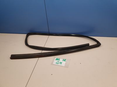 Уплотнитель стекла задней левой двери для Mazda 6 GH 2007-2012