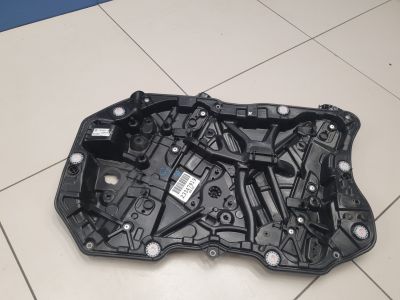 Стеклоподъемник передний правый для BMW 7 G11 G12 2015-