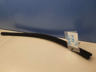 Накладка стекла задней левой двери для Audi A4 B9 2015-