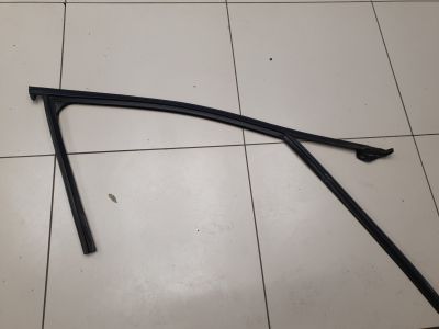 Уплотнитель стекла передней правой двери для BMW 1 F20 F21 2011-2019