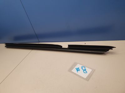 Накладка стекла задней правой двери для BMW 5 G30 F90 2016-