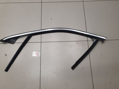 Уплотнитель стекла передней левой двери для Mercedes GLC-klasse X253 2015-