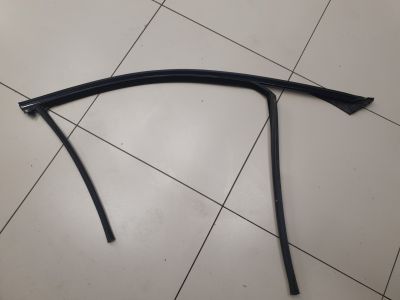 Направляющая стекла передней правой двери для BMW 5 G30 F90 2016-