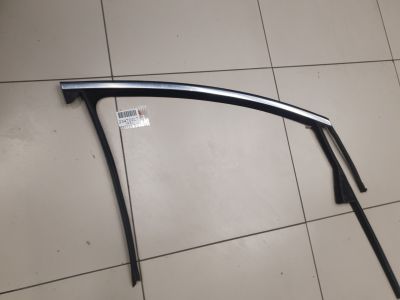 Уплотнитель стекла двери передней правый для Opel Astra J 2009-2017