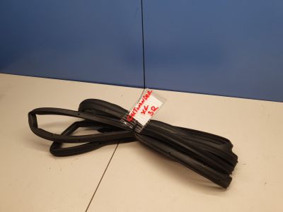 Уплотнитель двери задней правой для Mitsubishi Outlander GF 2012-