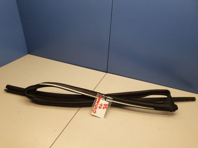 Уплотнитель стекла двери задний правый для Mitsubishi Outlander CW XL 2006-2012