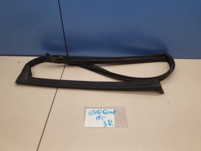 Уплотнитель двери задней правой для Land Rover Range Rover Evoque 2019-