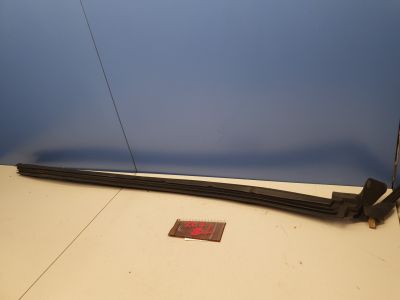 Накладка стекла передней левой двери для Mercedes E-klasse C207 Coupe 2009-2016