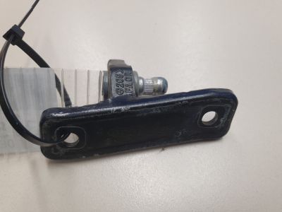 Петля двери передней правой верхняя для Mercedes C-klasse W205 2014-