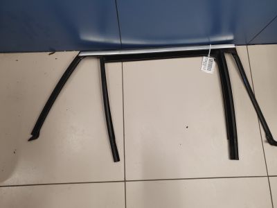 Уплотнитель стекла двери задний правый для Mercedes GLC-klasse X253 2015-