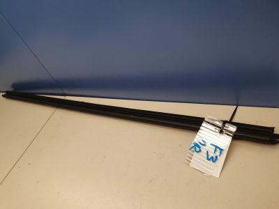 Накладка стекла передней правой двери для Ford Focus 3 2011-2019