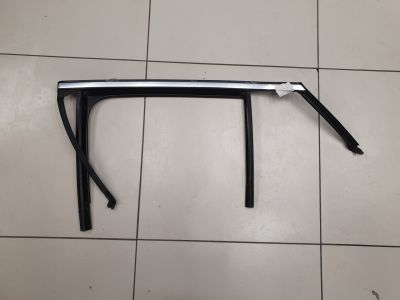 Уплотнитель стекла двери задний левый для Mercedes GLC-klasse C253 Coupe 2016-