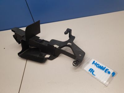 Кронштейн замка двери передний левый для Ford Mondeo 4 2007-2015