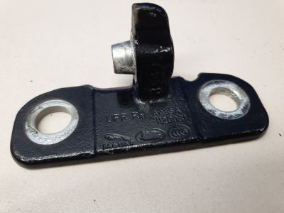 Петля двери передней правой для Land Rover Range Rover Sport 2013-